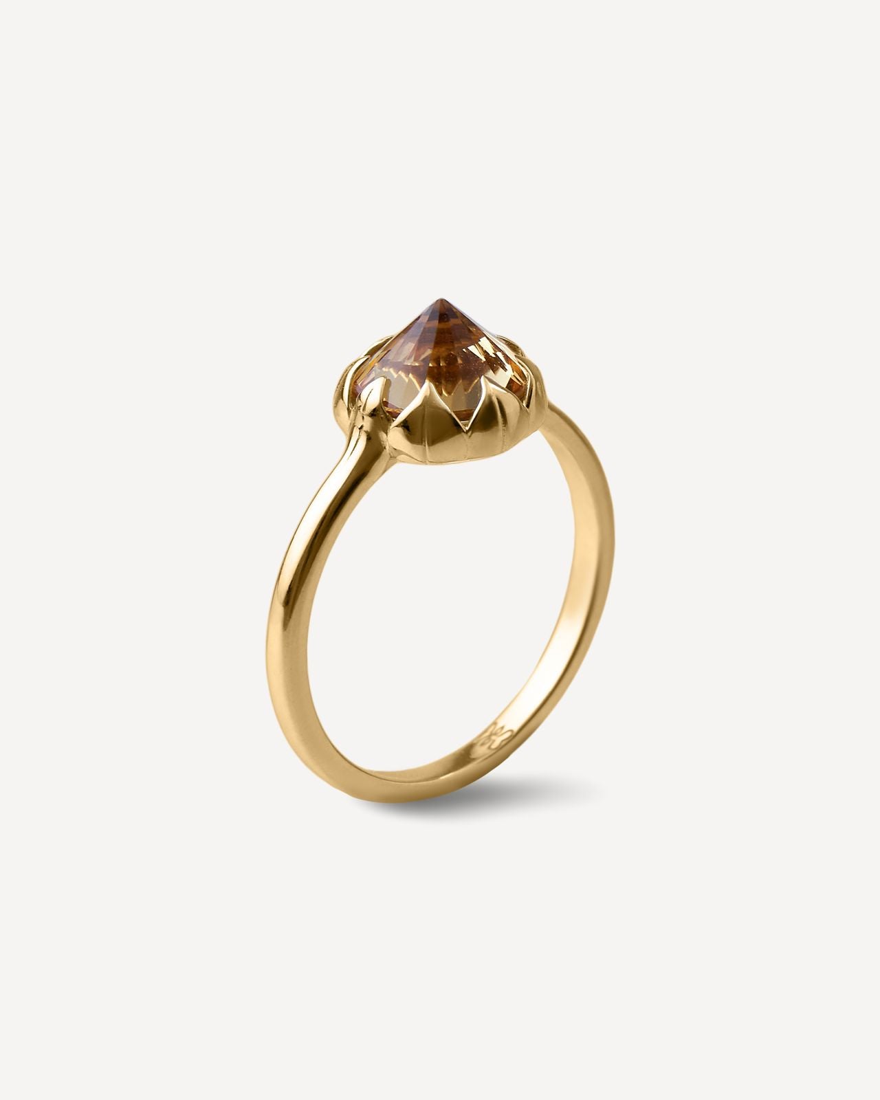 Anel Protea em ouro 18k e Citrino Pequeno